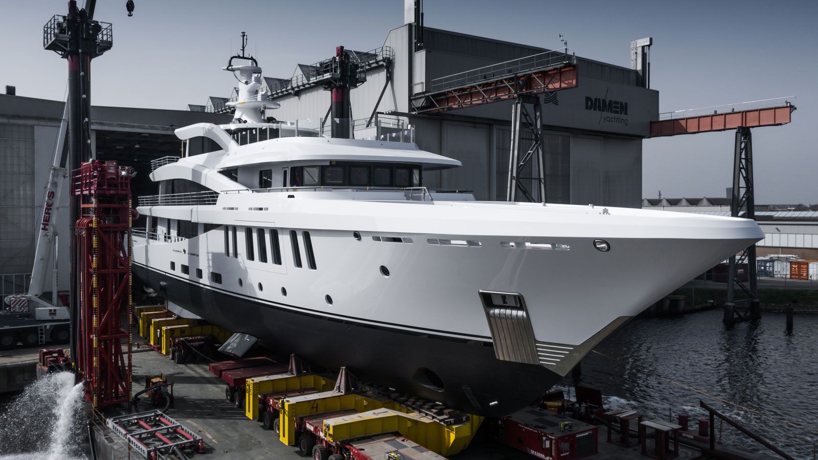 MOONSTONE yacht (Amels, 60m, 2021)